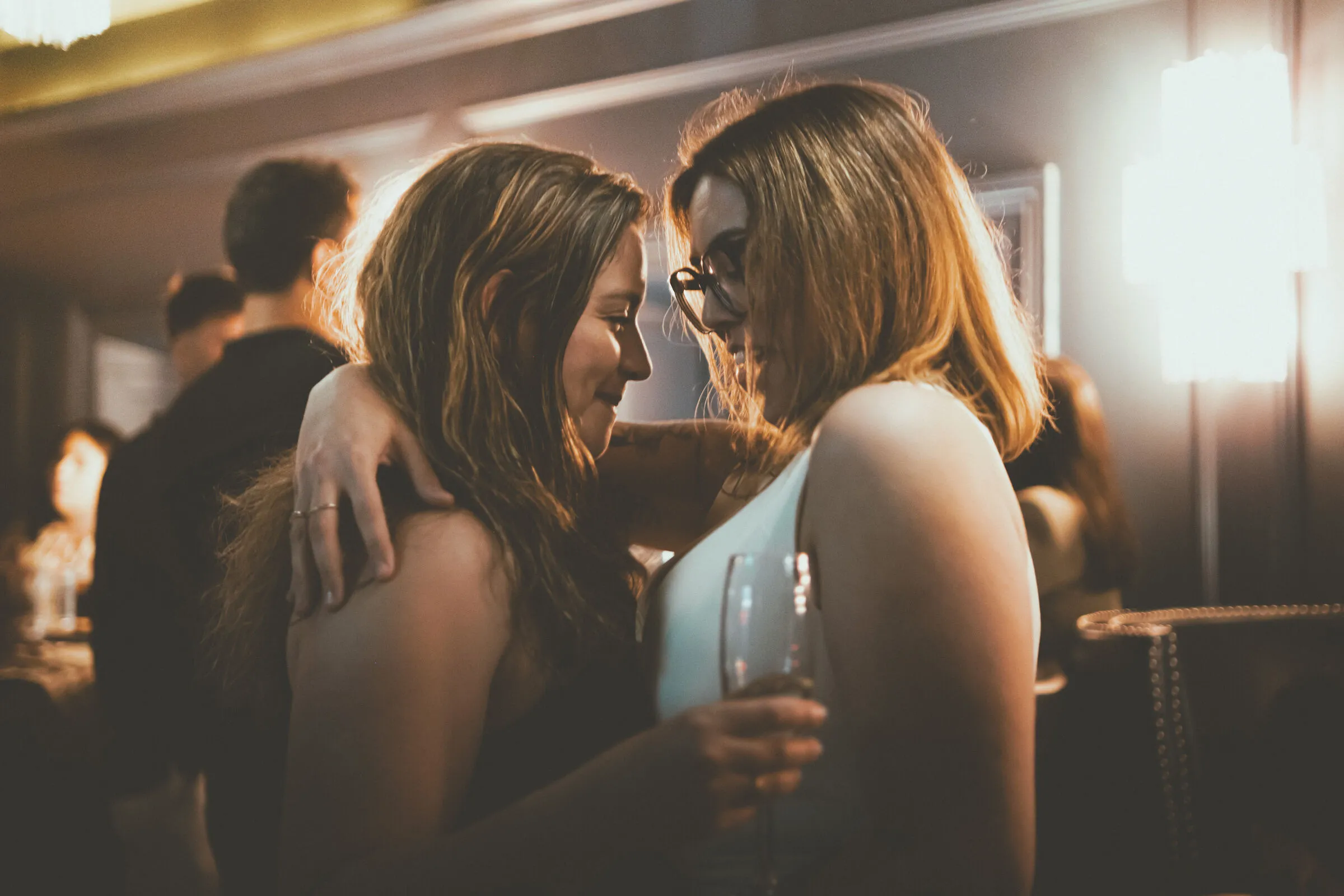 Amanda & Gabi — celebration with friends (20), wedding photography by Anna Mello Studios, Dublin