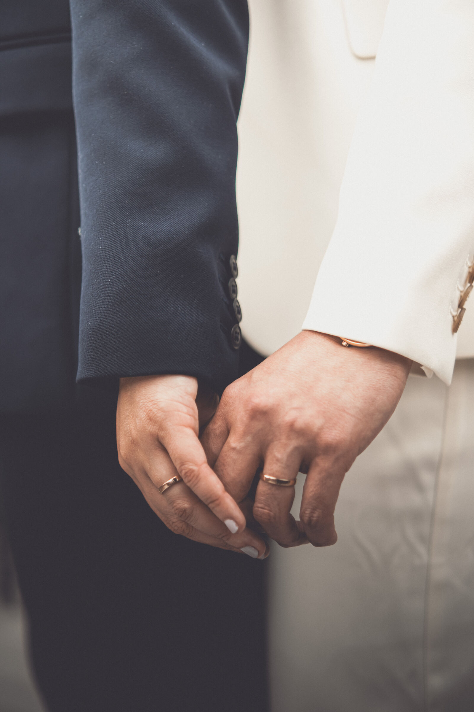 Amanda & Gabi — couple portrait (08), wedding photography by Anna Mello Studios, Dublin