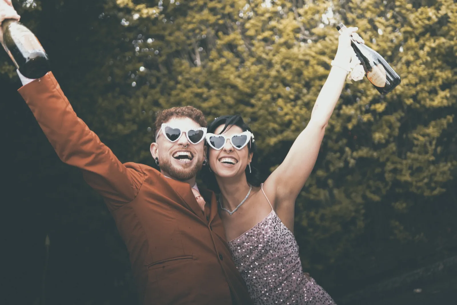 Will & Lais — the pub (06), wedding photography by Anna Mello Studios, Dublin